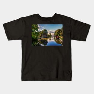 Narrowboat at West Mills Newbury Kids T-Shirt